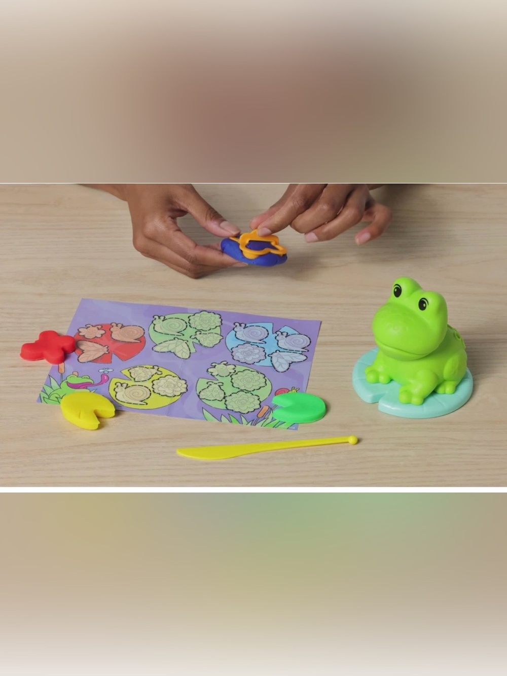 Green Frog Playset with Colorful Play Doh Accessories - Kids Toys